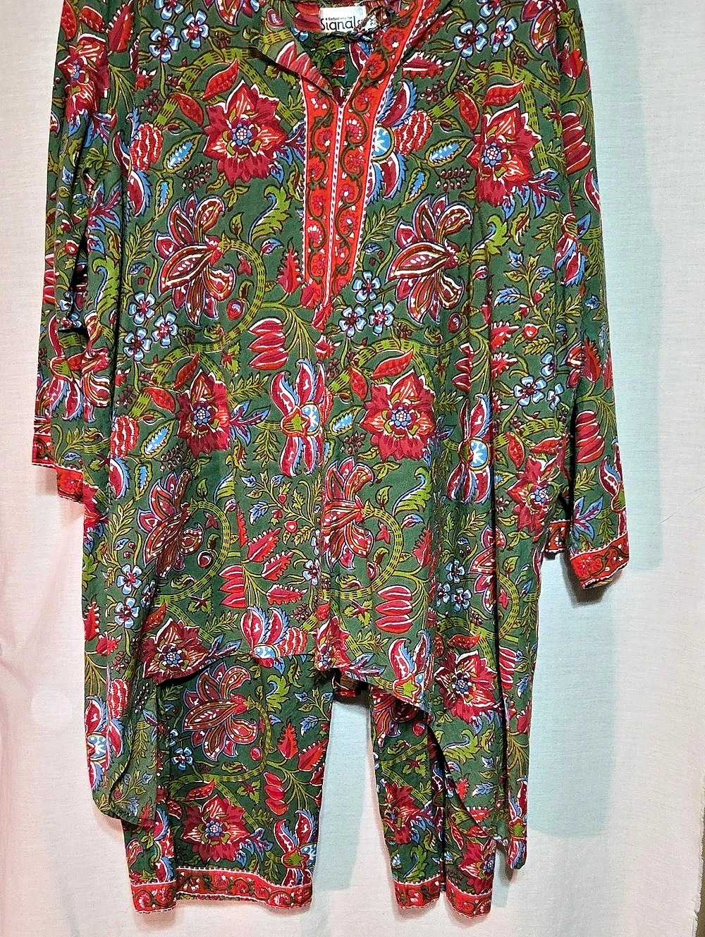 Signals Floral Print Tunic Set in Green & Red